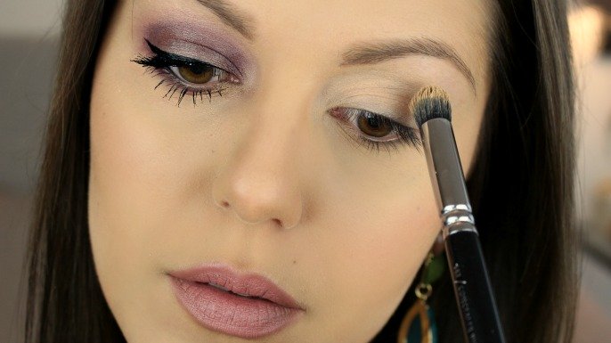 Get the look Berry toned smokey eye